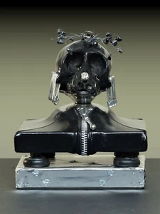 Sculpture Art Singulier Brut Outsider Vanité Memento Mori Cabinet Curiosité - Picture 1 of 12