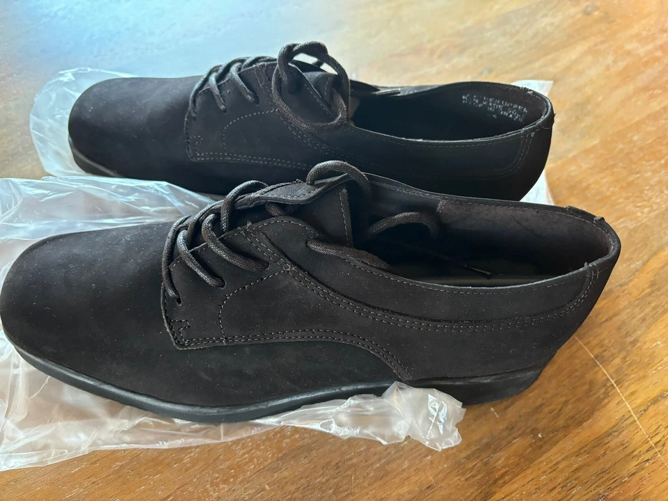 Zapatos para mujer Aerosoles marrón oscuro gamuza encaje corbata talla 8M - nuevos - nunca usados Foto 1 de 4
