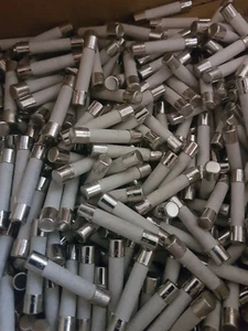 20 Stück LITTLEFUSE  0326015.HXP Sicherung  träge Keramik 15A 250VAC 6,3x32mm - Bild 1 von 1
