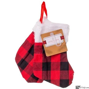Paquete de 2 mini medias navideñas a cuadros de búfalo de 7" con borde de piel sintética, rojo negro - Imagen 1 de 3