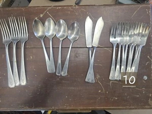 Wm A Rogers A1 Plus Oneida LTD placcato argento 19 pezzi vintage - Foto 1 di 2