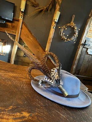 Cheltenham Feather Shotgun Pin. Pheasant, Beautifully Made. Hats Coats, Interior - Image 1 of 4