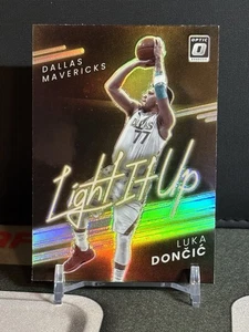2021-22 Panini Donruss Optic Light It Up Holo Prizm Luka Doncic #10 - Foto 1 di 6