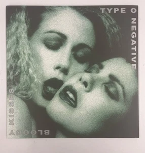 Type O Negative- Bloody Kisses 2xLP Reissue Silver Vinyl 2018 - Picture 1 of 5
