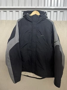 Vintage Nike Puffer Jacket Y2K Black Grey Men’s Large Insulated Hooded Full Zip - Bild 1 von 6