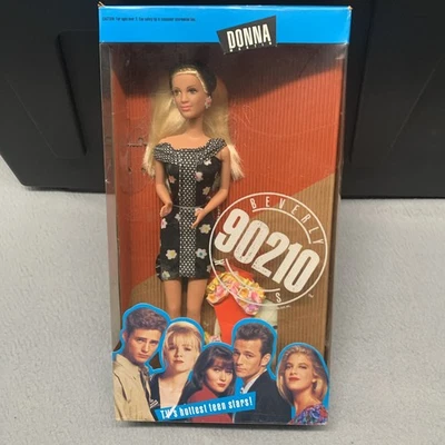 Boneca Donna Martin Beverly Hills 90210 11” da Mattel 1991 nova fechada - Imagem 1 de 4