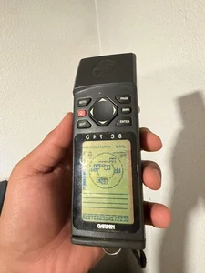 Garmin GPS 38 GPS38 Handheld Hiking Geocaching Personal Navigation Device - Picture 1 of 7