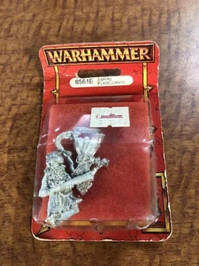 Figuras de metal sin pintar Games Workshop Warhammer 8561E Imperio Flagelantes de colección - Imagen 1 de 8