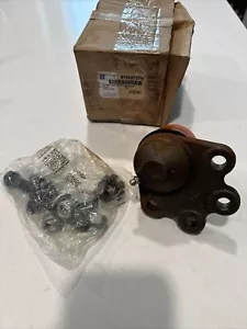 New GM 15687079 Lower Ball Joint 1988-95 Chevrolet GMC K1500 K2500 K3500 Truck - Picture 1 of 6
