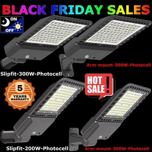 200W 300W LED Street Light for Commercial Street Area, Parking Area, AC 110-277V - Picture 1 of 26
