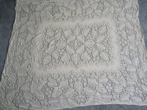 VTG QUAKER LACE? Rectangle Leaf Pattern Tablecloth 71x57” Off White-Picot loops - Bild 1 von 4
