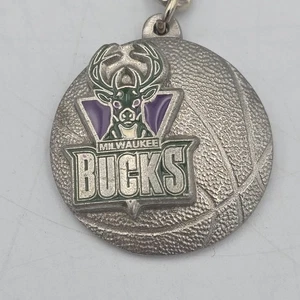 Vintage Milwaukee Bucks Authentic NBA Fine Pewter Schlüsselanhänger 1992  - Bild 1 von 3