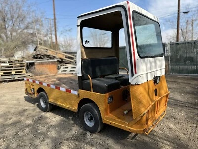 Cama plana industrial eléctrica Taylor Dunn B248 Foto 1 de 4