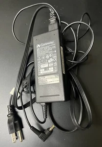 Gateway AC DC Adapter Output 19V-4.74A Input 100-240V-1.5A 50-60Hz ADP-90SB BB - Picture 1 of 3