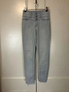 Jay Jays Ladies Size 6 Light Blue High Rise Ankle Biter Jeans Excellent Cond - Picture 1 of 9