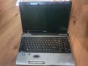 CPU quad-core Toshiba Satellite L750D 4 GB computer portatile RAM HD 6540 grafica 15,6 LED - Foto 1 di 6
