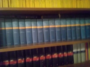 Storia della Letteratura Italiana Il Sole 24 Ore diretta da Enrico Malato 18 vol - Foto 1 di 4