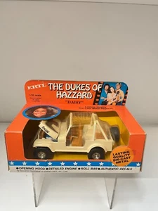 Jeep ERTL Dukes Of Hazzard “DAISY” SIN USAR COMO NUEVO 1981 escala 1:25 General Lee - Imagen 1 de 17