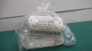 Pack of 4 THERMO NALGENE 250mL PC Spherical Bottom Centrifuge Bottles 3123-0250 - Picture 1 of 6