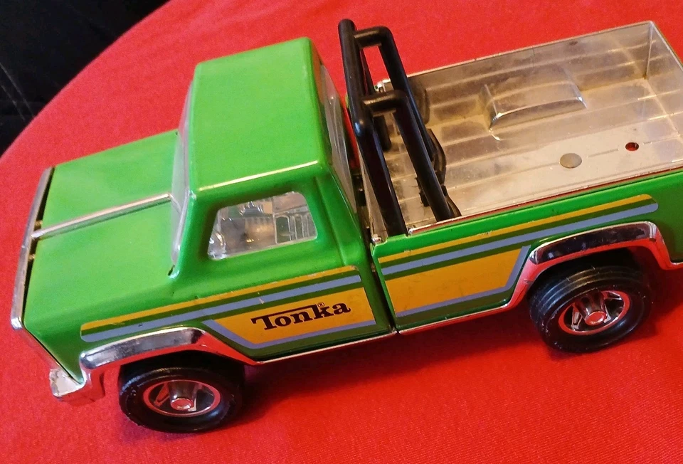 Tonka 1980 Green & Yellow Jeep Pressed Steel Made In USA Vintage Toy - Image 1 of 4