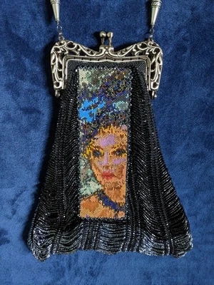 Victorian Style MODERN WOMAN Hd Crafted Boutique Crystal Beaded Heirloom Purse!  - Image 1 of 4
