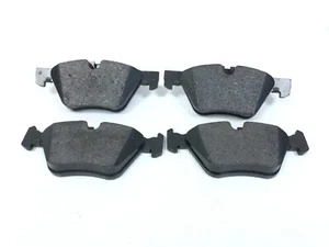 Genuine BMW E84 E89 E90 E91 E92 E93 Front Brake Pads - 34116771868 - Picture 1 of 3
