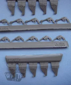 Panzermodell 1:35 Deutsche Signalpistole und Sturmpistole Set und Holster A180* - Bild 1 von 1