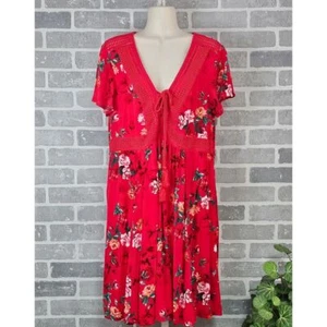 Torrid Red Floral Flutter Sleeve Babydoll Dress Size 0 Large Crochet Lace V-Neck - Picture 1 of 10