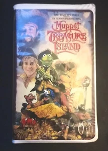 Muppet Treasure Island 1996 Clamshell VHS Jim Henson Walt Disney - Picture 1 of 3