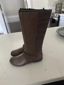 🔥New - Abeo Elena Tall Brown Leather Boots Size 8.5 Zip Closure - Picture 1 of 6