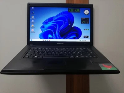 Samsung NP-R519 15,4" HDD 320 GB 2 GB RAM Win 11 Pro - Bild 1 von 4