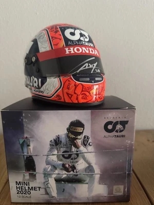 Pierre Gasly Monza Helm 2020 1:2 – Original & signiert – Seltenes Sammlerstück - Bild 1 von 4