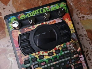 Roland SP-404 MK2 Custom Skin: "TMNT Tribute" theme - Foto 1 di 8