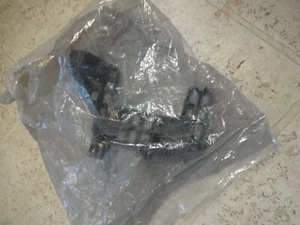 2018-2024 HONDA ODYSSEY REAR RIGHT BUMPER RETAINER NEW OEM 71594-THR-A00 - Foto 1 di 2
