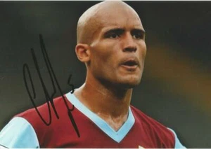 BURNLEY: CLARKE CARLISLE SIGNED 6x4 ACTION PHOTO+COA - Picture 1 of 1