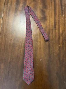 Christian Dior Italian Silk Tie Classic Red Paisley Necktie Made In USA Vtg - Picture 1 of 3