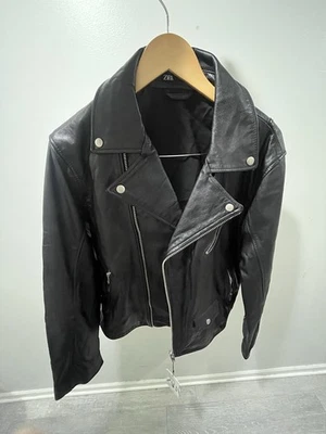 Chaqueta motera de cuero real talla grande de Zara para hombre Foto 1 de 3