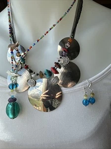 LOTE DE JOYAS VINTAGE - AHORA LOTE DE CAJONES DE CHATARRA Estate Find LOTE SIN BUSCAR SIN PROBAR # - Imagen 1 de 7