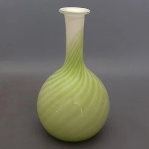 Murano Glas Vase Design Spirale Grün Weiß Opal Hochglanz Modernisiert 1970 - Bild 1 von 13