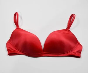 Reggiseno Victoria Secret rosso raso senza fili taglia 36B - Foto 1 di 4