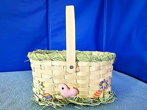 EASTER: EASTER BASKET Wicker, Soft Wood Chick, Flower, FREE EASTER GRASS! NEW - Picture 1 of 12