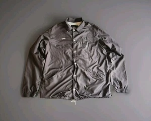 STUSSY Gr. L Large Jacke schwarz Polyester Herbst Frühling Mantel Knopfleiste gebraucht - Bild 1 von 9