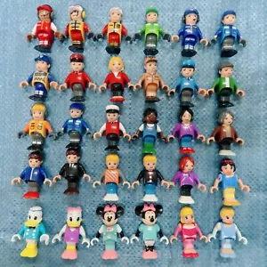 FIGURE Minifigure Casuali BRIO Uomo Ragazzo Donna Ragazza - Lotto di 6 pz - Senza Ripetizioni - Foto 1 di 4