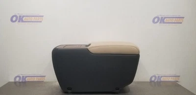 24 NISSAN ARMADA REAR SECOND ROW CONSOLE ASSEMBLY TAN BLACK WOODGRAIN - Image 1 of 4