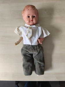 Alte Baby Puppe von Celba Größe 34, alte Kleidung  - Bild 1 von 7