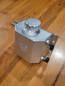 Botella de desbordamiento de refrigerante de radiador de 1 L depósito de agua de recuperación plateado - Imagen 1 de 7