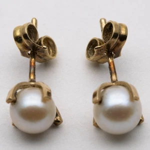 Vintage 9ct Yellow Gold Cultured Pearl Stud Earrings - Picture 1 of 20