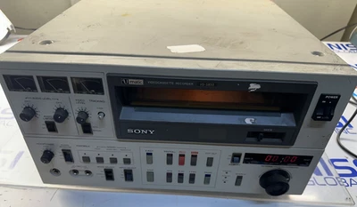 Sony VO-5850 U-Matic Video Cassette Recorder (NUR STROM GETESTET) - Bild 1 von 4