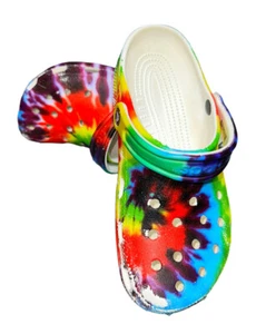 CROCS DAMEN CLOGS SCHUHE MEHRFARBIG KRAWATTE FARBSTOFF GRÖSSE 9 - Bild 1 von 6