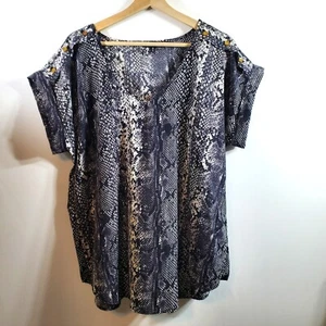 Women's Size 1X Gray Snake Animal Print Short Sleeves Blouse Top V Neck - Picture 1 of 7